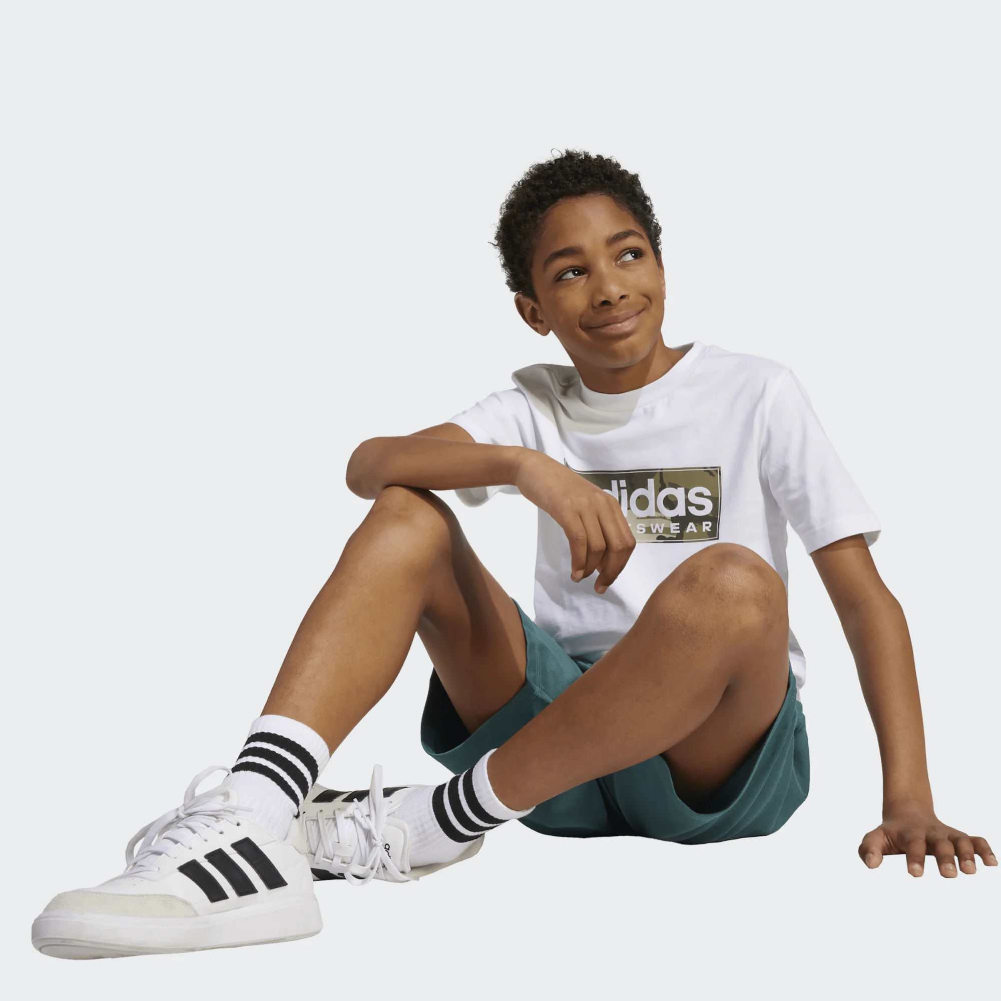 ADIDAS JUNIOR UNISEX ΚΟΝΤΟΜΑΝΙΚΗ ΜΠΛΟΥΖΑ JX6871 ΛΕΥΚΟ - Image 7
