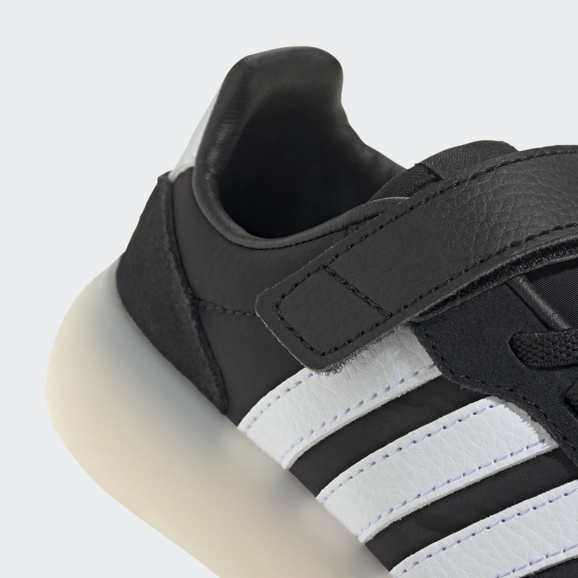 ADIDAS JUNIOR UNISEX BARREDA DECODE EL C JR0767 ΜΑΥΡΟ - Image 5