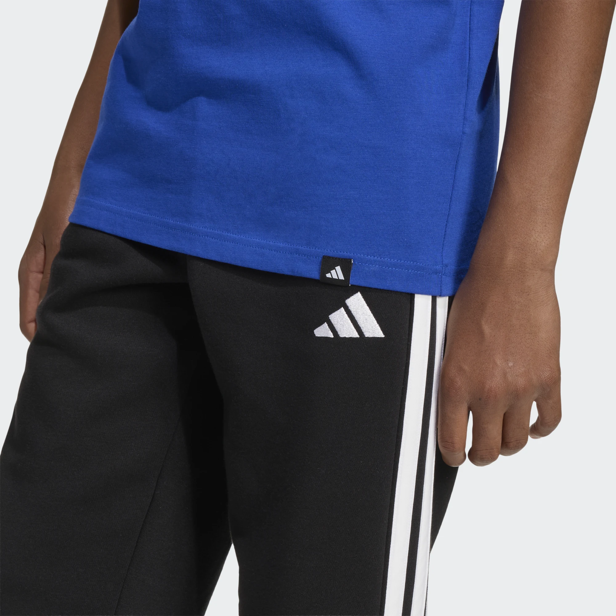 ADIDAS JUNIOR BOY ΚΟΝΤΟΜΑΝΙΚΗ ΜΠΛΟΥΖΑ KA0530 ΜΠΛΕ - Image 7